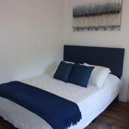 Updated Dwntwn 2Bd Twnhse W/Hot Tub& Private Patio 팜 스프링스 외부 사진