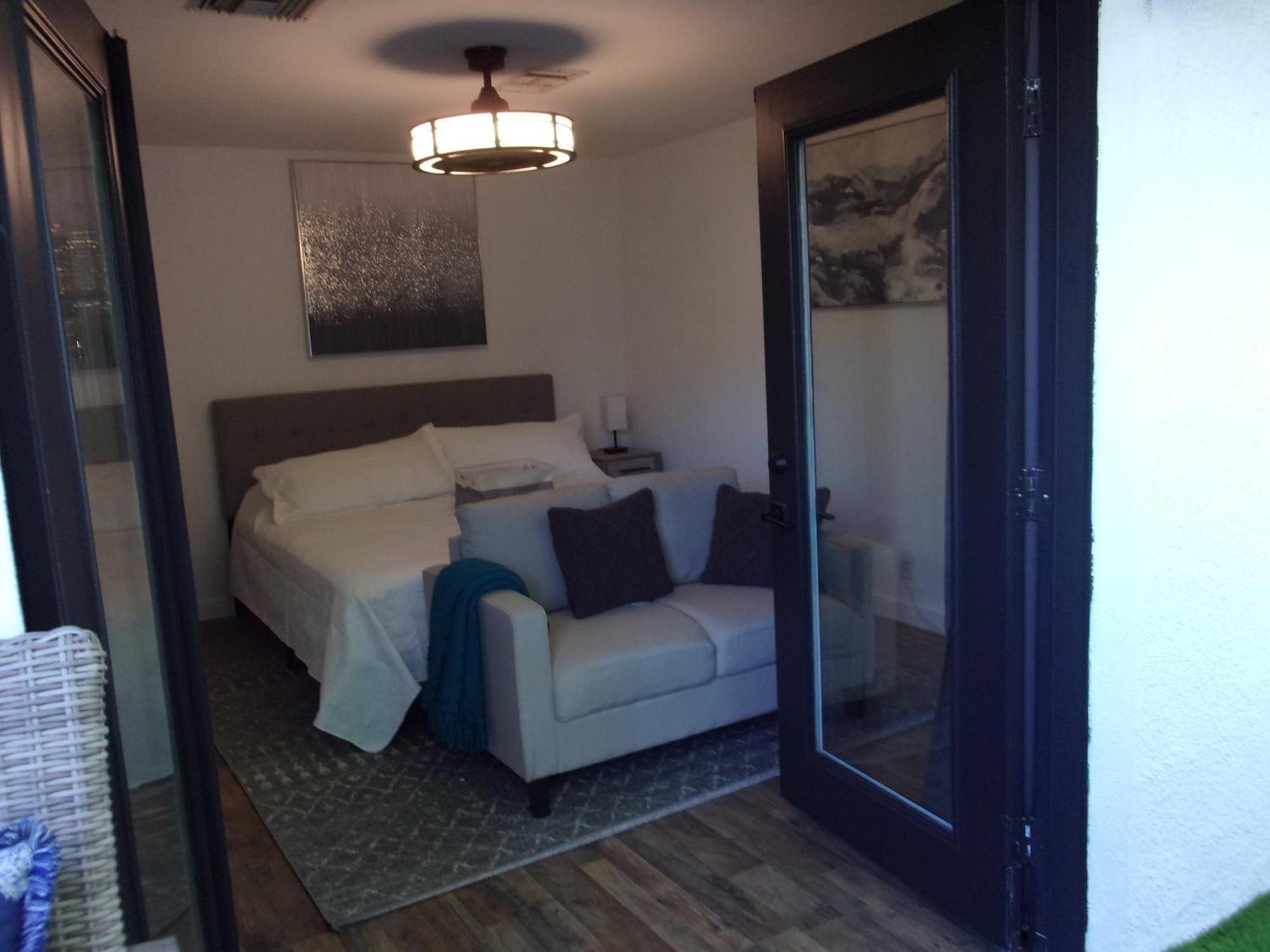 Updated Dwntwn 2Bd Twnhse W/Hot Tub& Private Patio 팜 스프링스 외부 사진